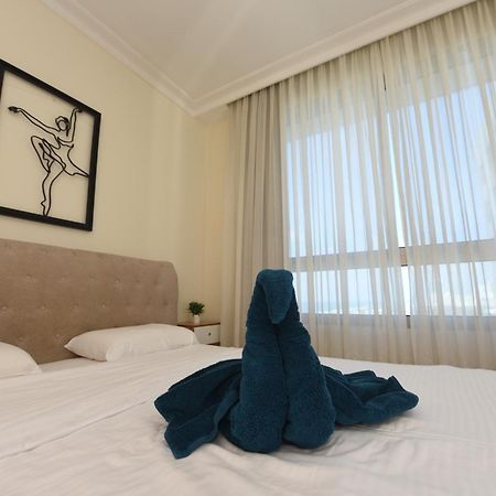 Haifa Almog Tower- "Blue Reef" Suite On The Sea Esterno foto