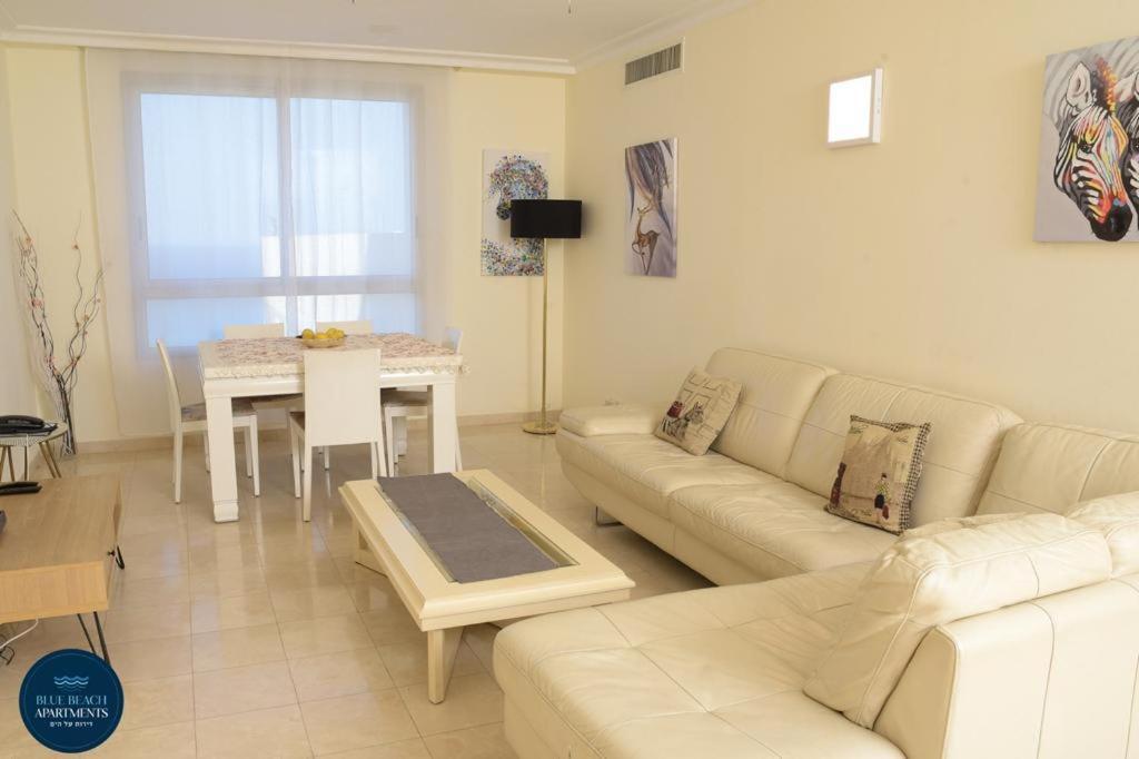Haifa Almog Tower- "Blue Reef" Suite On The Sea Esterno foto