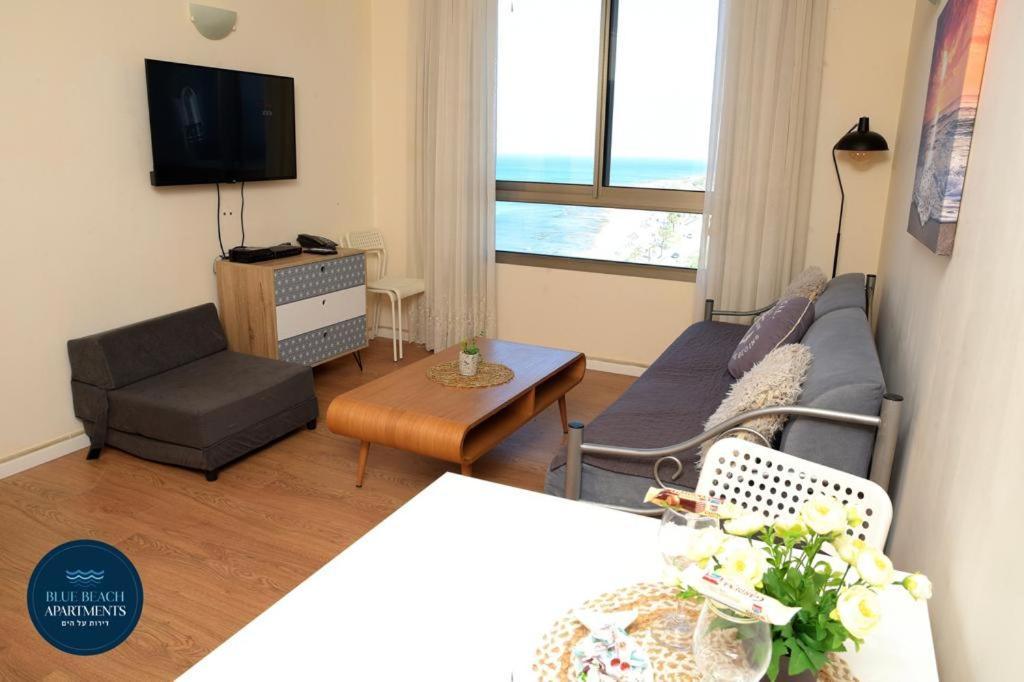 Haifa Almog Tower- "Blue Reef" Suite On The Sea Esterno foto