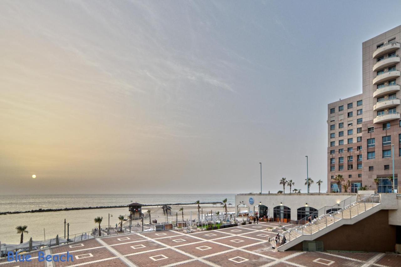Haifa Almog Tower- "Blue Reef" Suite On The Sea Esterno foto