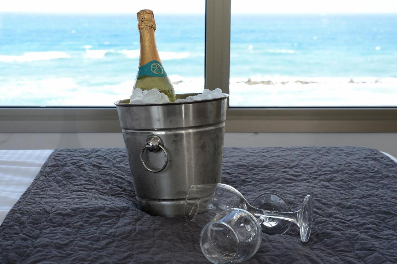Haifa Almog Tower- "Blue Reef" Suite On The Sea Esterno foto